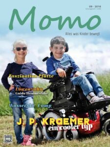Momo Cover 09 2016