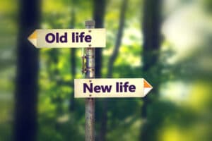 Wegweiser Old life - New life