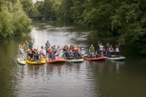 Gruppenfoto auf dem Wasser