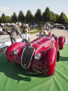 Mobilität, Lifestyle & Barrierefreiheit trotz Rollstuhl im Oldtimer Egon Tasucher1