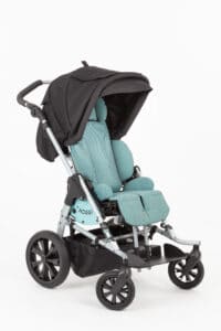 Hoggi Reha Kinderwagen farblich attraktiv und flexibel für verschiedene Altersstufen - für Kinder mit Gehbehinderung