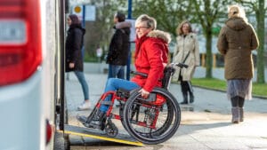 Motus aktiv Rollstuhl für körperlich beeinträchtigte Menschen