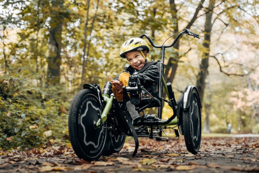 Kind auf einem TRETS der Firma Hase Bikes
